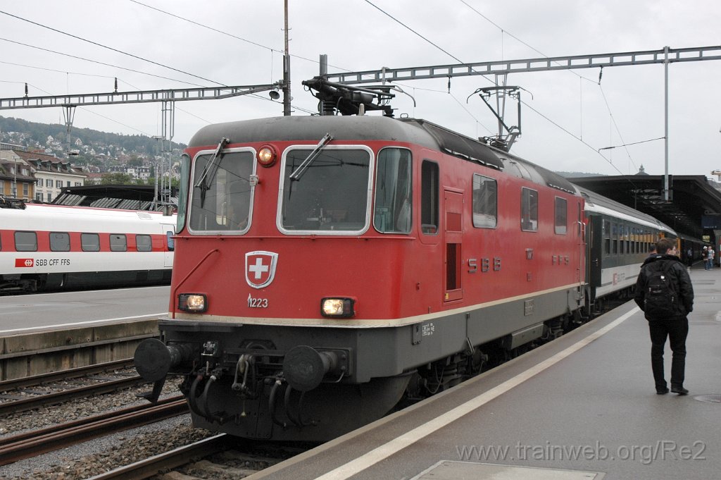 2183-0036-040911.jpg - SBB-CFF Re 4/4'' 11223 / Zürich HB 4.9.2011