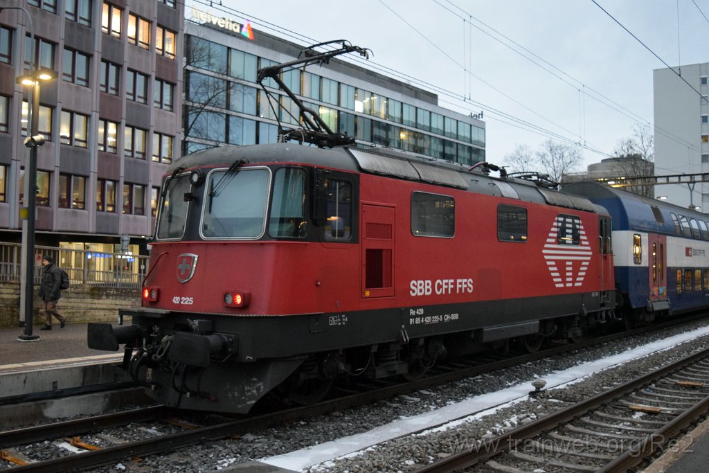8925-0021-150124.jpg - SBB-CFF Re 420.225-5 (Re 91 85 4 420 225-5 CH-SBB) / Zürich-Altstetten 15.1.2024