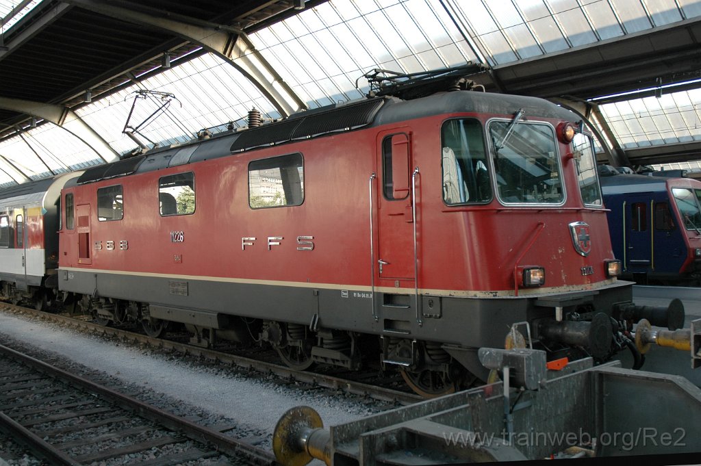 2140-0023-280611.jpg - SBB-CFF Re 4/4'' 11226 / Zürich HB 28.6.2011