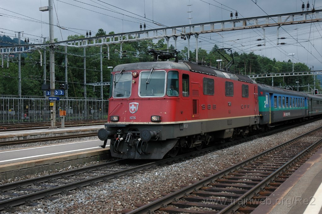 2477-0034-030712.jpg - SBB-CFF Re 4/4'' 11226 / Arth-Goldau 3.7.2012