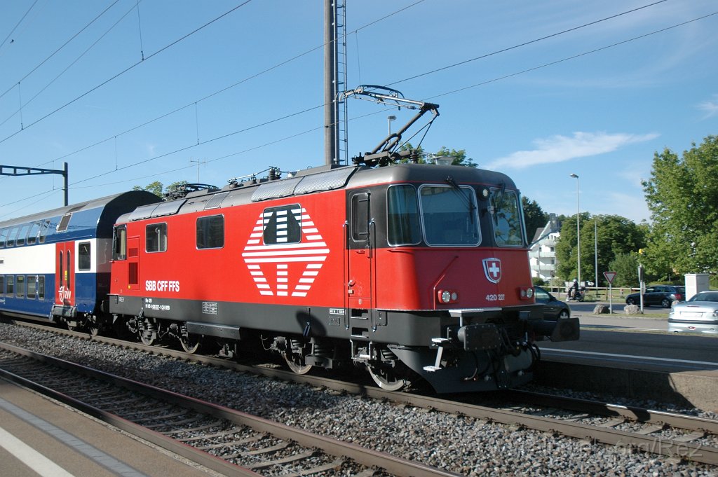 2439-0007-140612.jpg - SBB-CFF Re 420.227-1 (Re 91 85 4 420 227-1 CH-SBB) / Oberglatt 14.6.2012