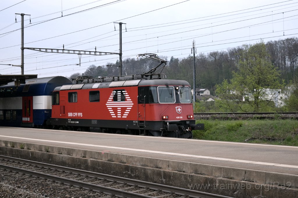 4412-0020-050417.jpg - SBB-CFF Re 420.228-9 (Re 91 85 4 420 228-9 CH-SBB) / Killwangen-Spreitenbach 5.4.2017