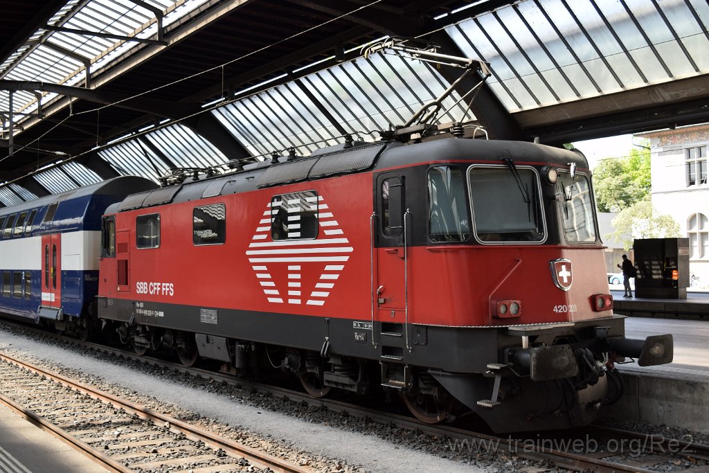 4523-0015-270617.jpg - SBB-CFF Re 420.228-9 (Re 91 85 4 420 228-9 CH-SBB) / Zürich HB 27.6.2017