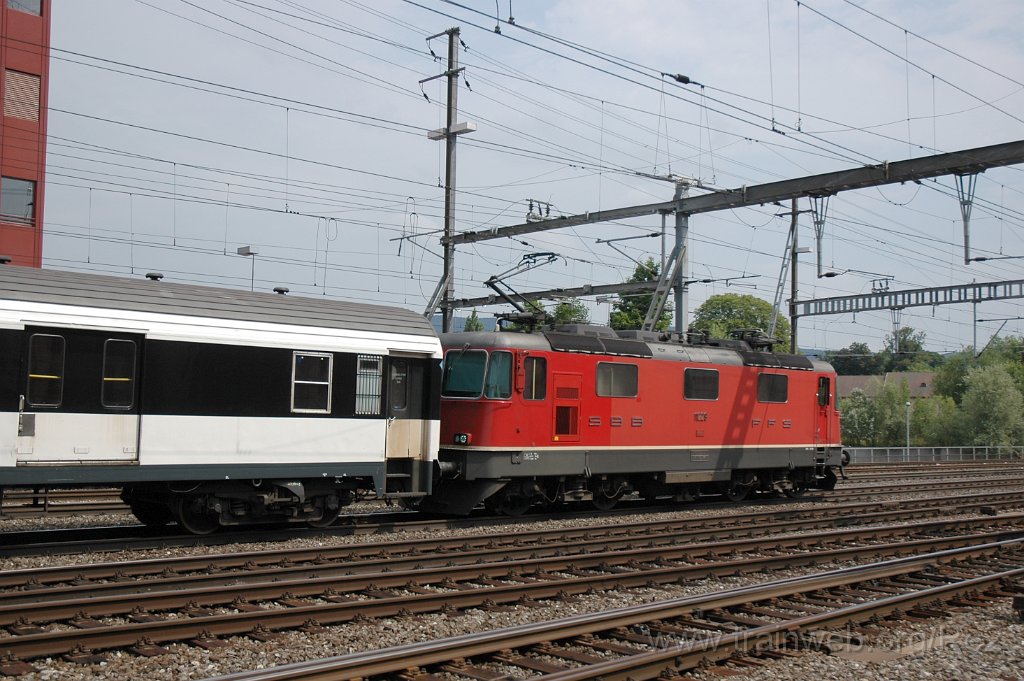 1939-0004-220710.jpg - SBB-CFF Re 4/4'' 11229 / Aarau 22.7.2010