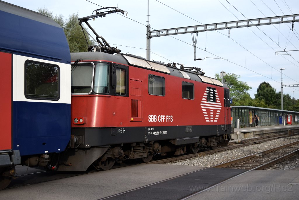 4138-0026-150916.jpg - Re 420.229-7 / Zürich-Affoltern (Büe Zehntenhausstrasse) 15.9.2016