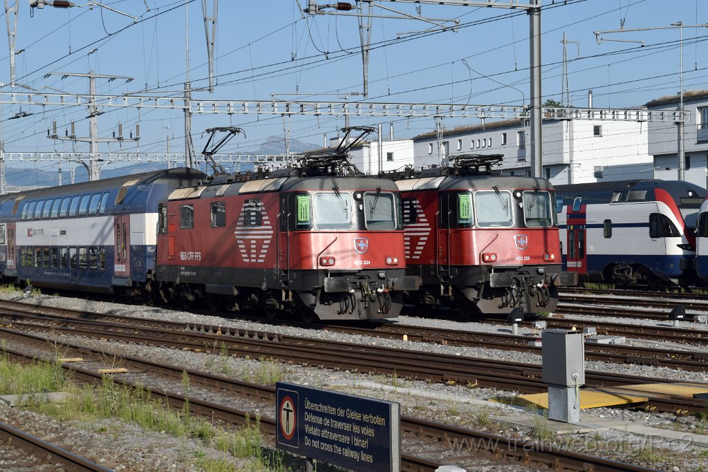 5645-0015-040819.jpg - SBB-CFF Re 420.224-8 (Re 91 85 4 420 224-8 CH-SBB) + SBB-CFF Re 420.229-7 (Re 91 85 4 420 229-7 CH-SBB) / Rapperswil 4.8.2019