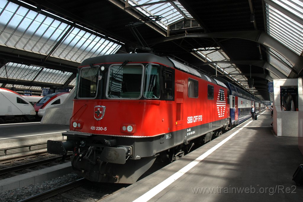 2465-0021-280612.jpg - SBB-CFF Re 420.230-5 (Re 91 85 4 420 230-5 CH-SBB) / Zürich HB 28.6.2012