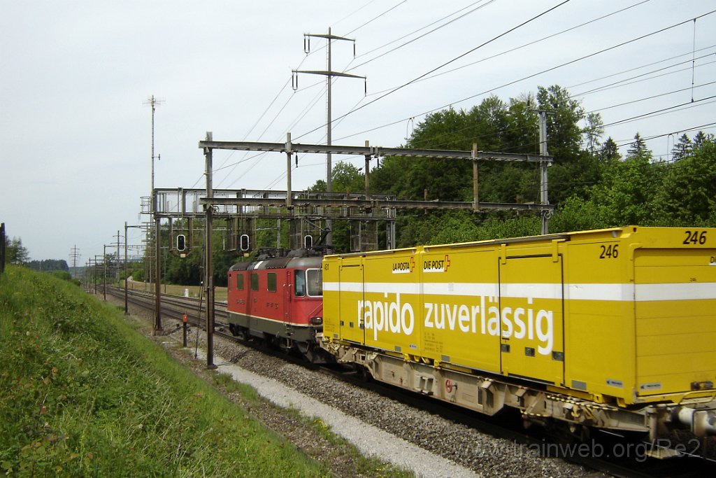 1331-0034-100507.jpg - SBB-CFF Re 4/4'' 11231 / Effretikon (Hürlistein) 10.5.2007