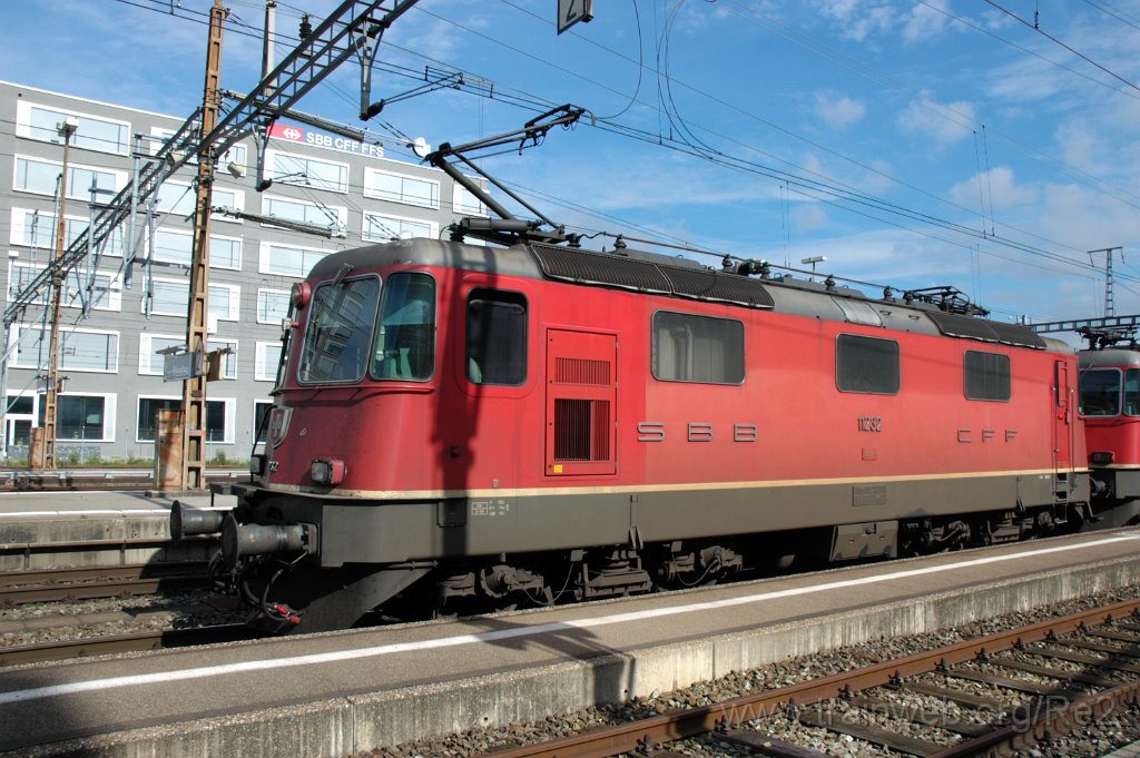3327-0021-101014.jpg - SBB-CFF Re 4/4'' 11232 / Zürich-Altstetten 10.10.2014