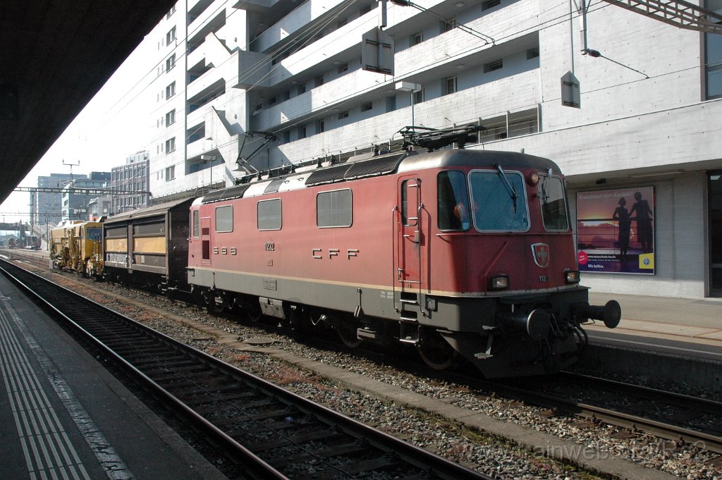 3564-0031-280515.jpg - SBB-CFF Re 4/4'' 11232 / Zürich-Altstetten 28.5.2015