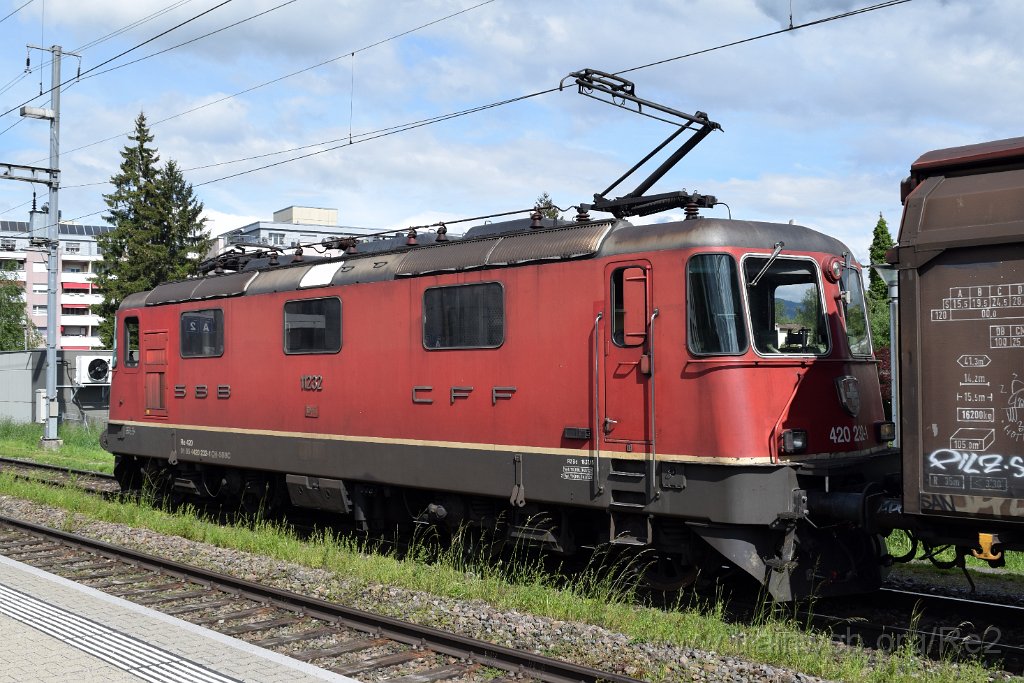 8533-0019-120523.jpg - SBBC Re 4/4'' 11232 (Re 420.232-1)  (Re 91 85 4 420 232-1 CH-SBBC) / Heerbrugg 12.5.2023