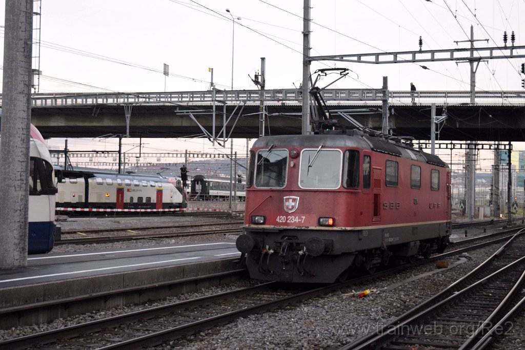 5276-0027-150119.jpg - SBBC Re 4/4'' 11234 (Re 420.234-7)  (Re 91 85 4 420 234-7 CH-SBBC) / Zürich-Altstetten 15.1.2019
