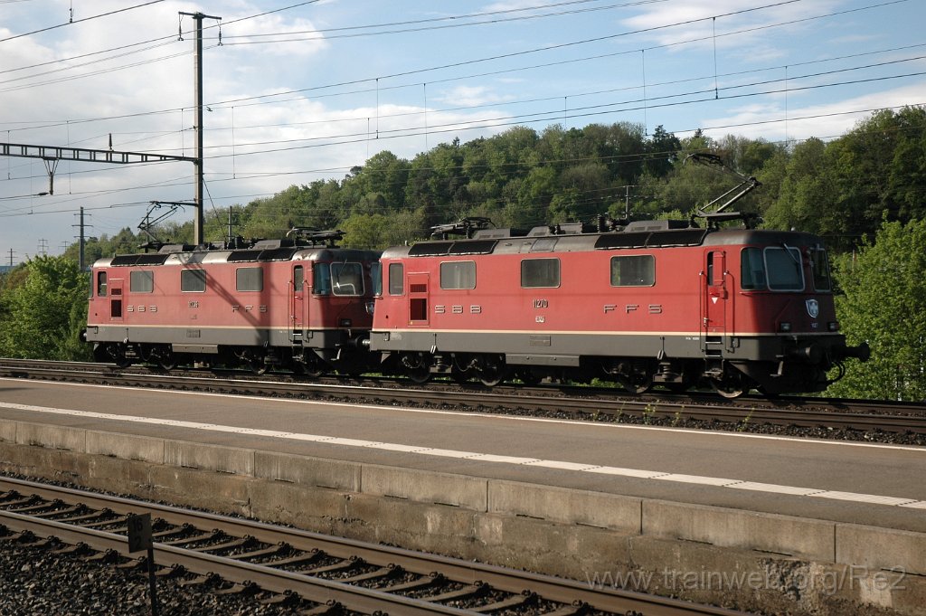 2798-0014-080513.jpg - SBB-CFF Re 4/4'' 11236 + SBB-CFF Re 4/4'' 11270 / Killwangen-Spreitenbach 8.5.2013