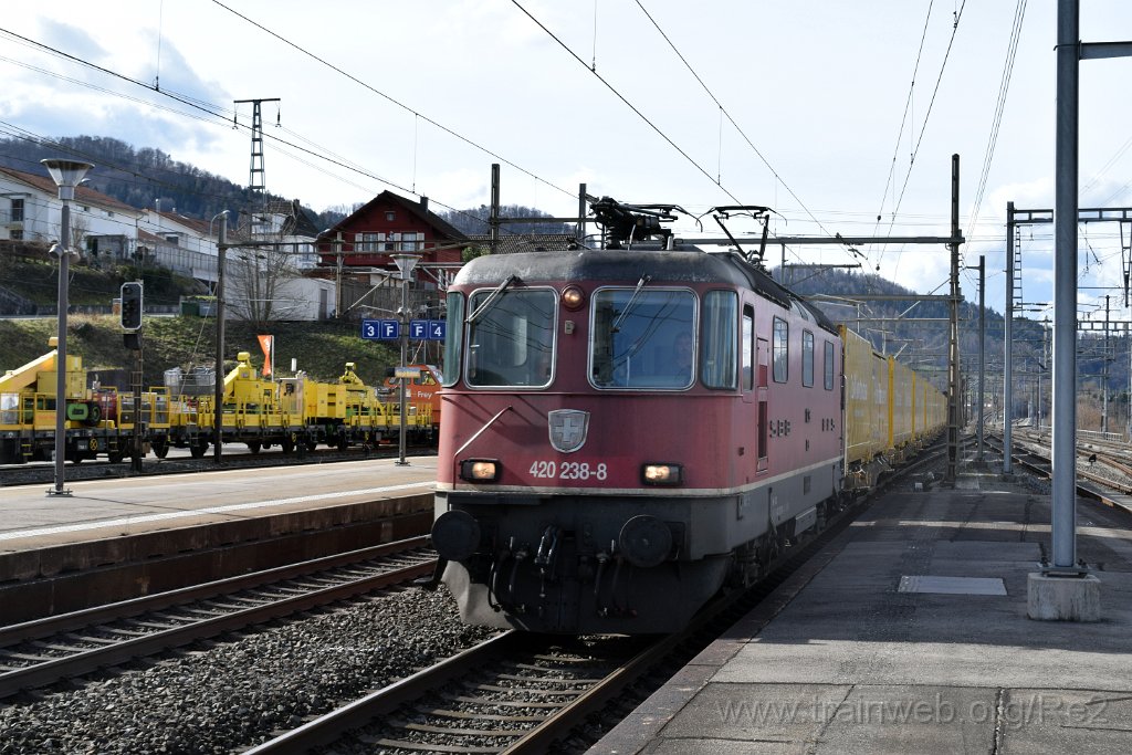 8434-0005-150323.jpg - SBBC Re 4/4'' 11238 (Re 420.238-8)  (Re 91 85 4 420 238-8 CH-SBBC) / Killwangen-Spreitenbach 15.3.2023