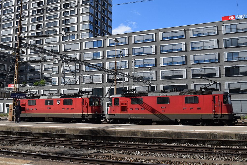4496-0009-060617.jpg - SBBC Re 4/4'' 11273 (Re 420.273-5)  (Re 91 85 4 420 273-5 CH-SBBC) + SBB-CFF Re 4/4'' 11239 ''Porrentruy'' / Zürich-Altstetten 6.6.2017