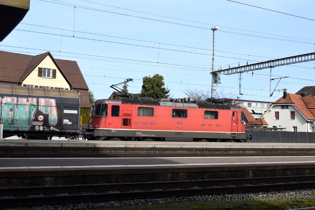 7298-0022-220221.jpg - SBBC Re 4/4'' 11240 (Re 420.240-4)  (Re 91 85 4 420 240-4 CH-SBBC) / Lenzburg 22.2.2021