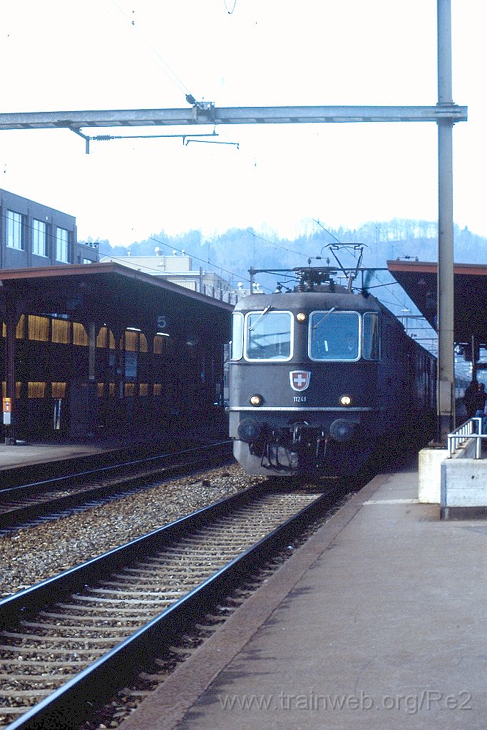 0270-0015.jpg - SBB-CFF Re 4/4'' 11241 / Wettingen 3.2.1990