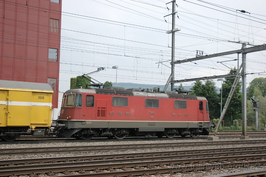 1940-0006-220710.jpg - SBB-CFF Re 4/4'' 11242 / Aarau 22.7.2010