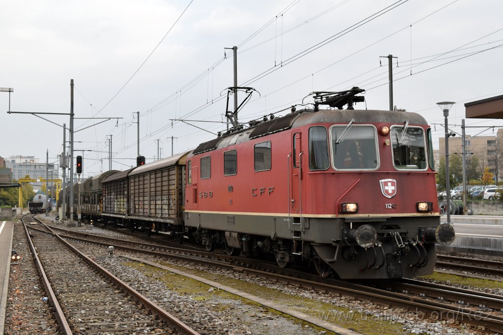 3702-0006-211015.jpg - SBB-CFF Re 4/4'' 11242 / Wetzikon 21.10.2015