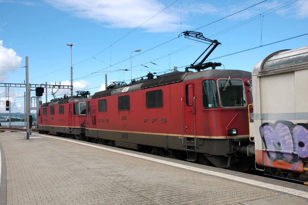 3235-0025-140814.jpg - Re 4/4" 11254 + 11243 / Rapperswil 14.8.2014