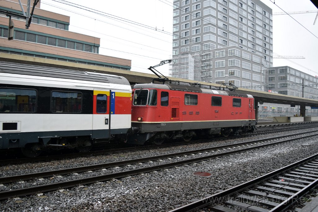 3822-0033-250216.jpg - SBB-CFF Re 4/4'' 11243 / Zürich-Altstetten 25.2.2016