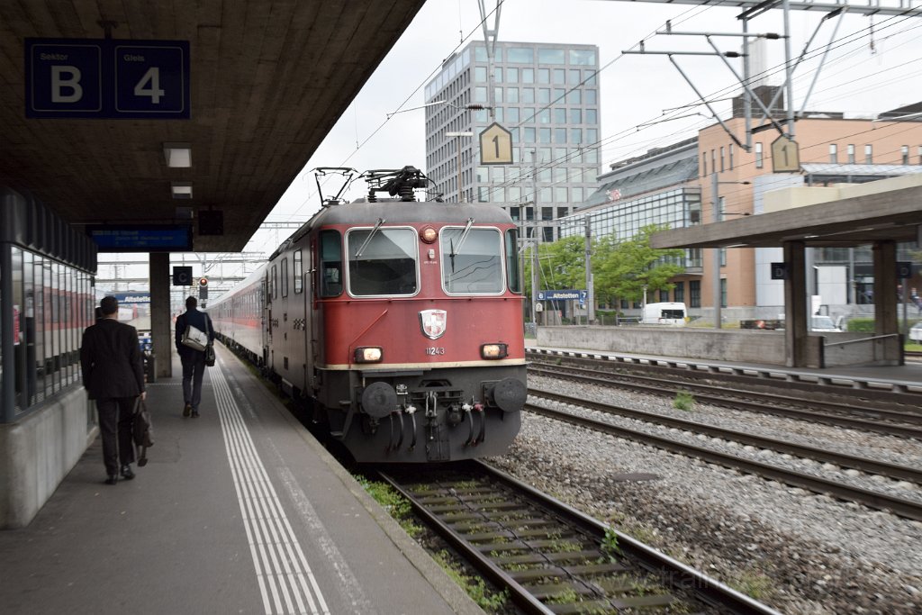 3906-0011-170516.jpg - Re 4/4" 11243 / Zürich-Altstetten 17.5.2016