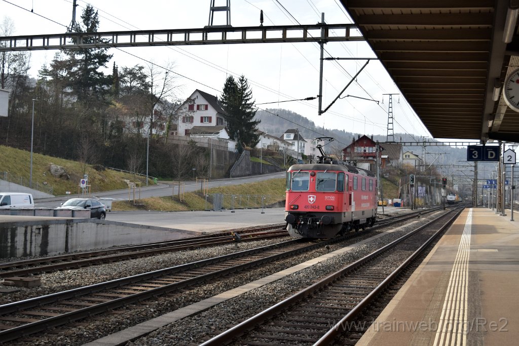 8396-0009-240223.jpg - SBBC Re 420.243-8 ''Smile'' (Re 91 85 4 420 243-8 CH-SBBC) / Killwangen-Spreitenbach 24.2.2023