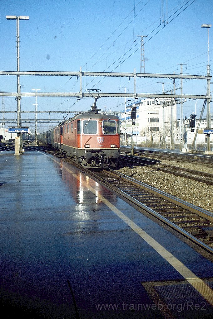 0701-0004.jpg - SBB-CFF Re 4/4'' 11279 + SBB-CFF Re 4/4'' 11244 / Zürich-Altstetten 8.2.1998