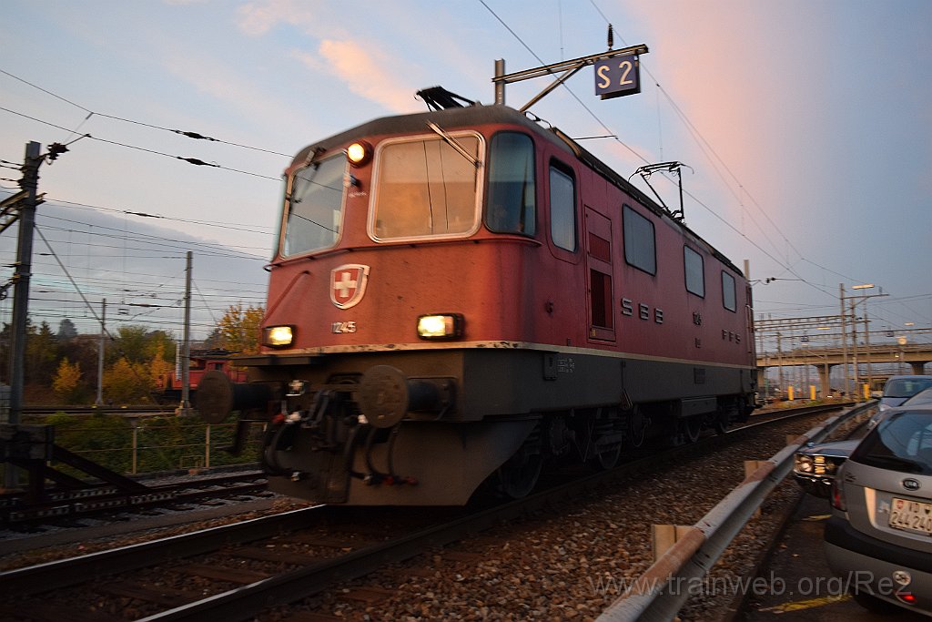 3782-0023-131115.jpg - SBB-CFF Re 4/4'' 11245 / Lausanne-Triage 13.11.2015