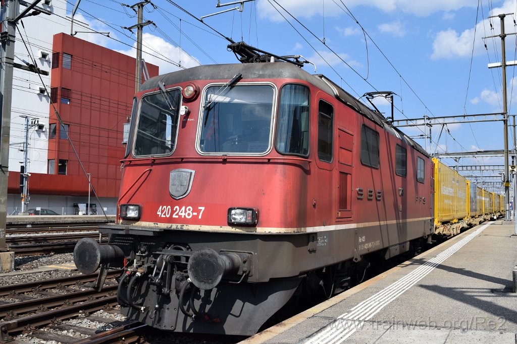 7354-0049-200421.jpg - SBBC Re 4/4'' 11248 (Re 420.248-7)  (Re 91 85 4 420 248-7 CH-SBBC) / Aarau 20.4.2021