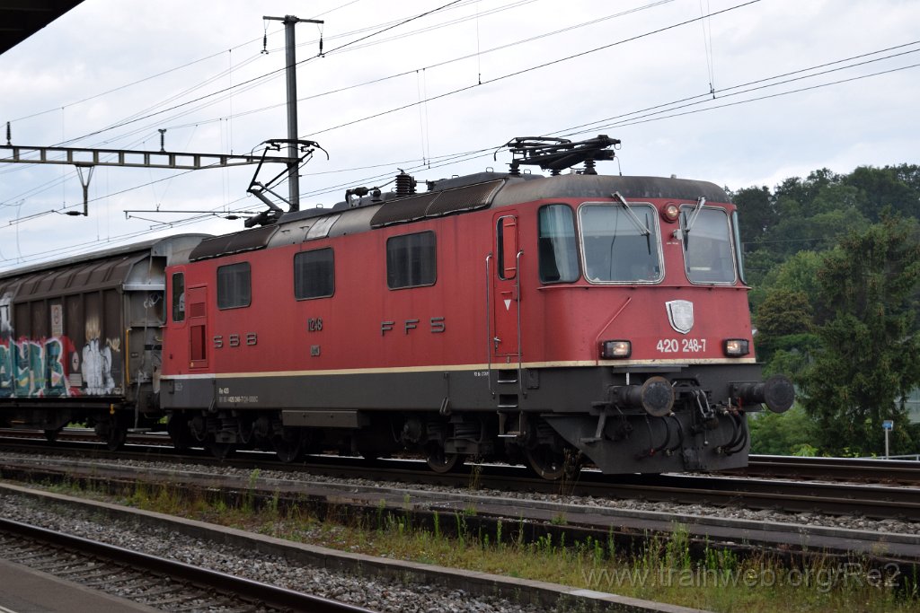 8710-0041-280723.jpg - SBBC Re 4/4'' 11248 (Re 420.248-7)  (Re 91 85 4 420 248-7 CH-SBBC) / Killwangen-Spreitenbach 28.7.2023