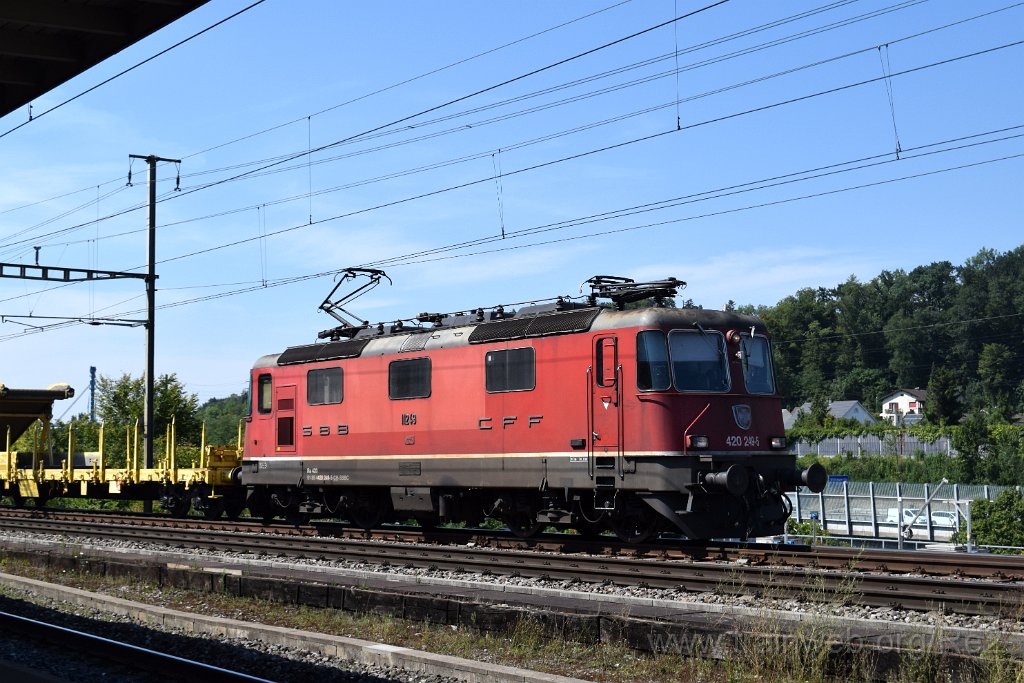 8110-0046-220722.jpg - SBBC Re 4/4'' 11249 (Re 420.249-5)  (Re 91 85 4 420 249-5 CH-SBBC) / Killwangen-Spreitenbach 22.7.2022