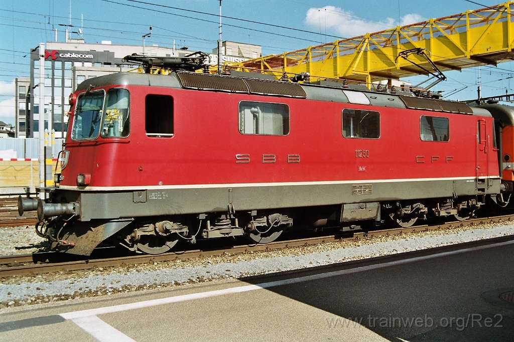 0994-0012.jpg - SBB-CFF Re 4/4'' 11250 / Zürich HB 3.10.2004
