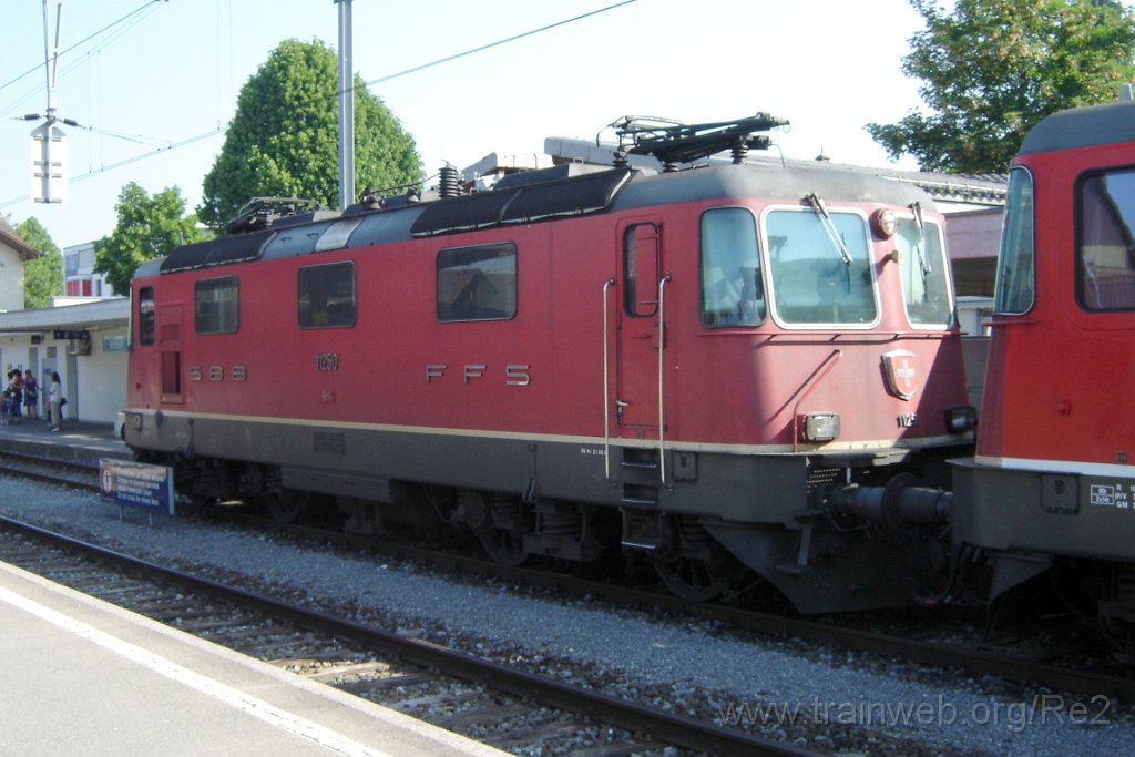 1189-0013-130606.jpg - SBB-CFF Re 4/4'' 11250 / Hinwil 13.6.2006