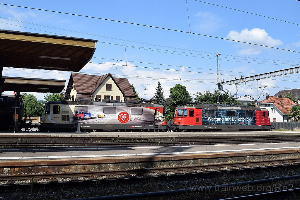 9873-0032-030725.jpg - SBBC Re 420.252-9 ''Wartung mit Durchblick'' (Re 91 85 4 420 252-9 CH-SBBC) + SBBC Re 420.251-1 ''175 ans de chemin de fer en Suisse'' (Re 91 85 4 420 251-1 CH-SBBC) / Lenzburg 3.7.2025