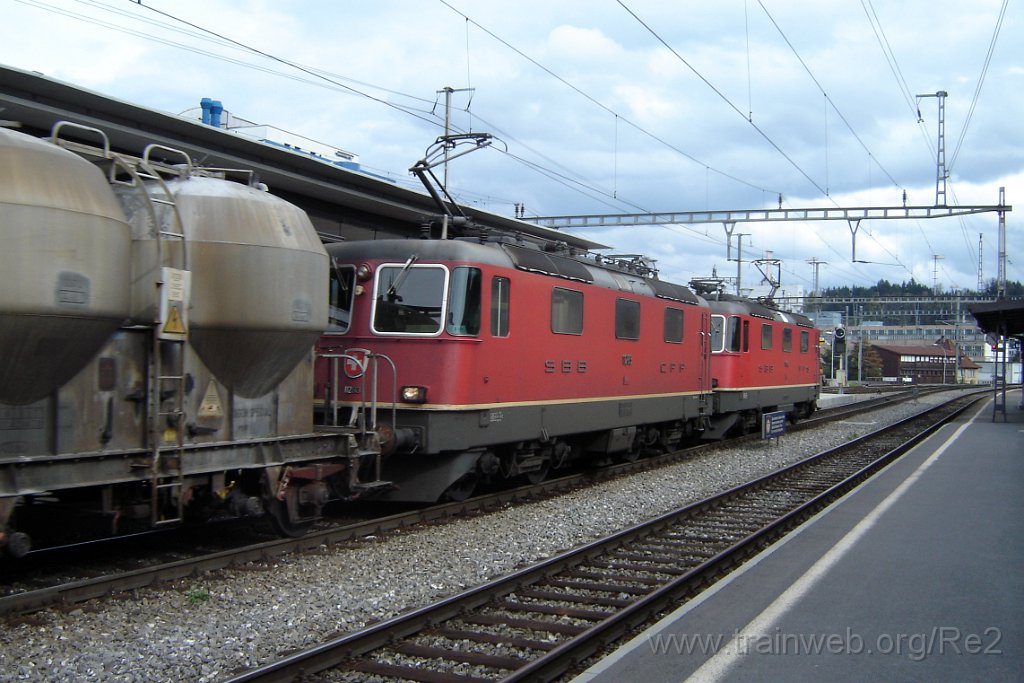 1039-0036-250405.jpg - SBB-CFF Re 4/4'' 11253 + SBB-CFF Re 4/4'' 11348 / Emmenbrücke 25.4.2005