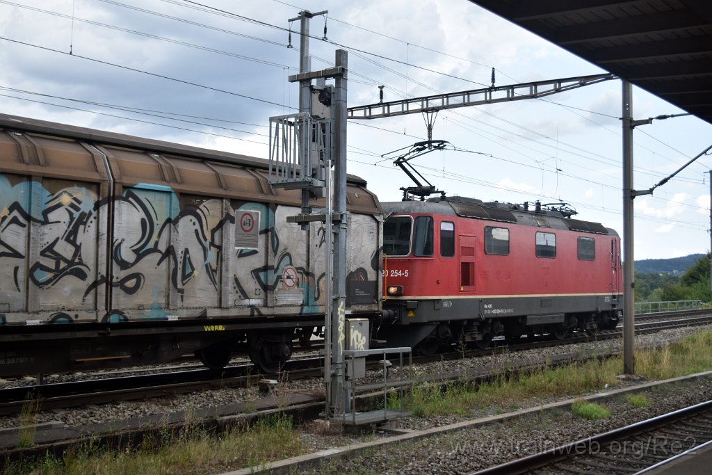 8700-0007-210723.jpg - SBBC Re 4/4'' 11254 (Re 420.254-5)  (Re 91 85 4 420 254-5 CH-SBBC) / Killwangen-Spreitenbach 21.7.2023