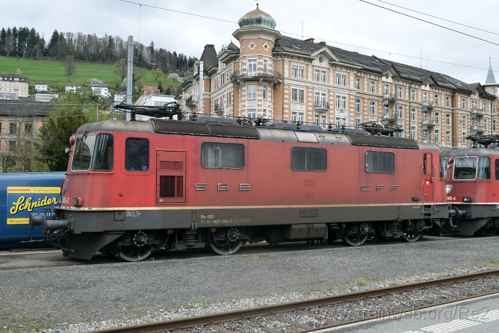 9654-0049-180425.jpg - SBBC Re 4/4'' 11255 (Re 420.255-2)  (Re 91 85 4 420 255-2 CH-SBBC) / St.Gallen HB 18.4.2025