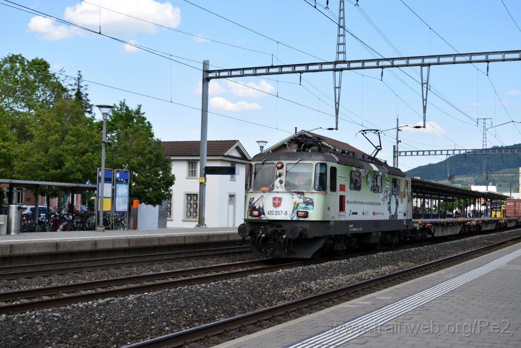 8636-0002-300523.jpg - SBBC Re 420.257-8 ''Nachhaltige Entsorgung'' (Re 91 85 4 420 257-8 CH-SBBC) / Sissach 30.5.2023