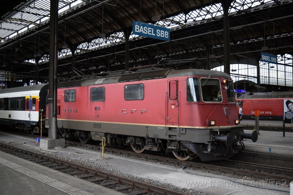 3990-0001-080716.jpg - SBB-CFF Re 4/4'' 11258 / Basel 8.7.2016