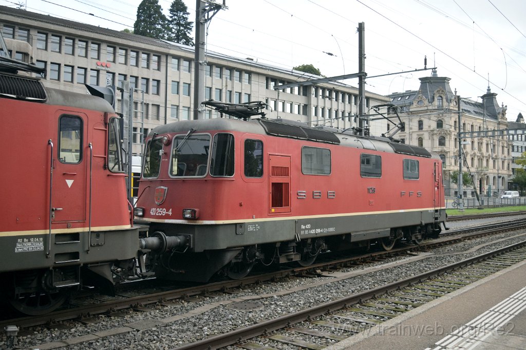 10042-0015-260925.jpg - SBBC Re 4/4'' 11259 (Re 420.259-4)  (Re 91 85 4 420 259-4 CH-SBBC) / St.Gallen HB 26.9.2025