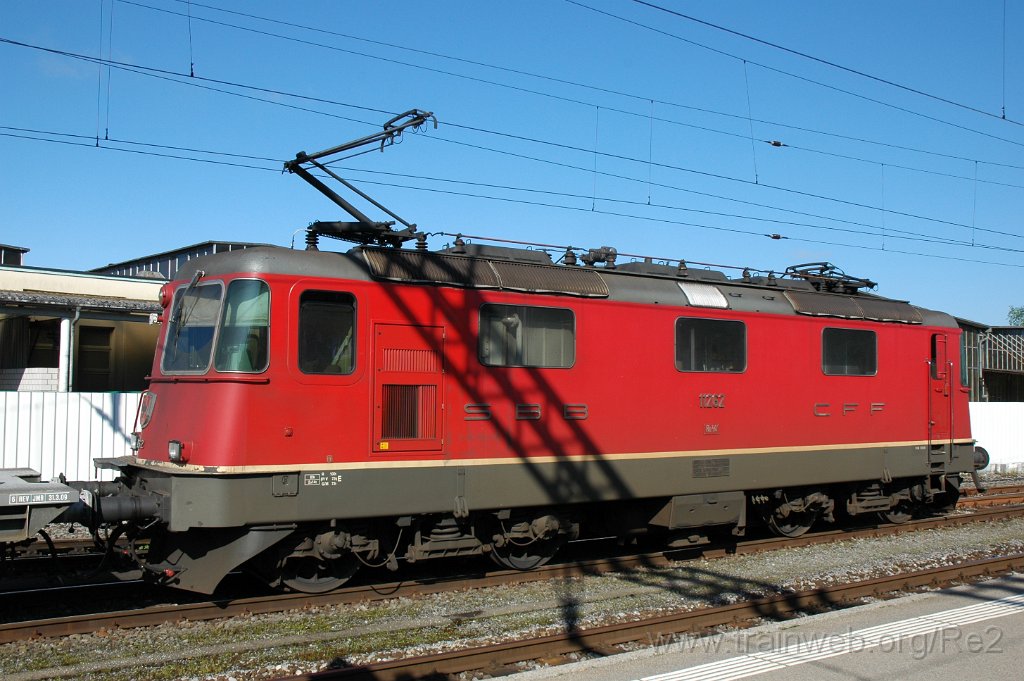 1882-0033-040610.jpg - SBB-CFF Re 4/4'' 11262 / Hinwil 4.6.2010