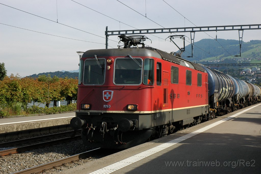 1985-0021-140910.jpg - SBB-CFF Re 4/4'' 11263 / Richterswil 14.9.2010