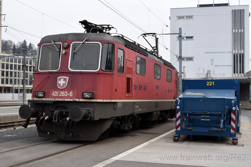 5905-0008-290320.jpg - SBBC Re 4/4'' 11263 (Re 420.263-6)  (Re 91 85 4 420 263-6 CH-SBBC) / St.Gallen HB 29.3.2020