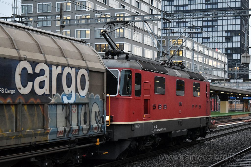 5275-0045-150119.jpg - SBBC Re 4/4'' 11264 (Re 420.264-4)  (Re 91 85 4 420 264-4 CH-SBBC) / Zürich-Altstetten 15.1.2019