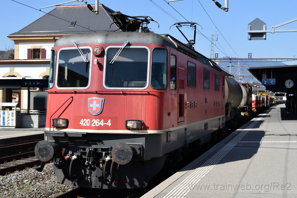 7326-0014-310321.jpg - SBBC Re 4/4'' 11264 (Re 420.264-4)  (Re 91 85 4 420 264-4 CH-SBBC) / Yverdon 31.3.2021