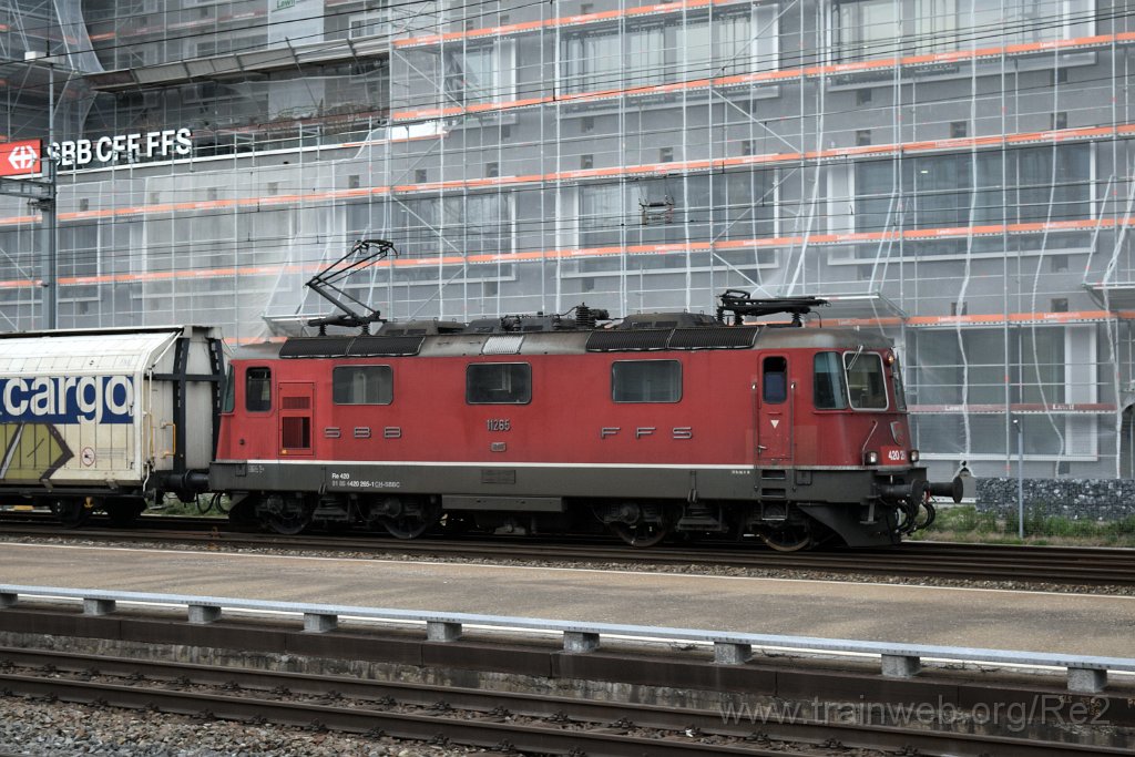 3855-0022-040416.jpg - SBBC Re 4/4'' 11265 (Re 420.265-1)  (Re 91 85 4 420 265-1 CH-SBBC) / Zürich-Altstetten 4.4.2016