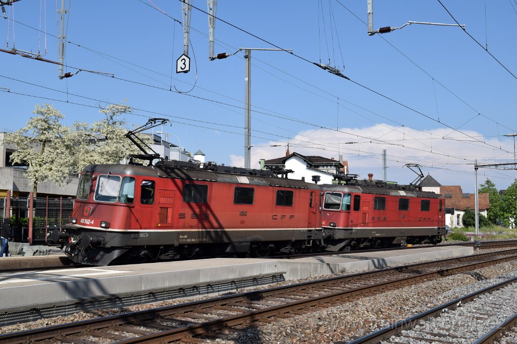 4948-0001-180518.jpg - SBBC Re 4/4'' 11265 (Re 420.265-1)  (Re 91 85 4 420 265-1 CH-SBBC) + SBBC Re 4/4''' 11362 (Re 430.362-4)  (Re 91 85 4 430 362-4 CH-SBBC) / Wil 18.5.2018