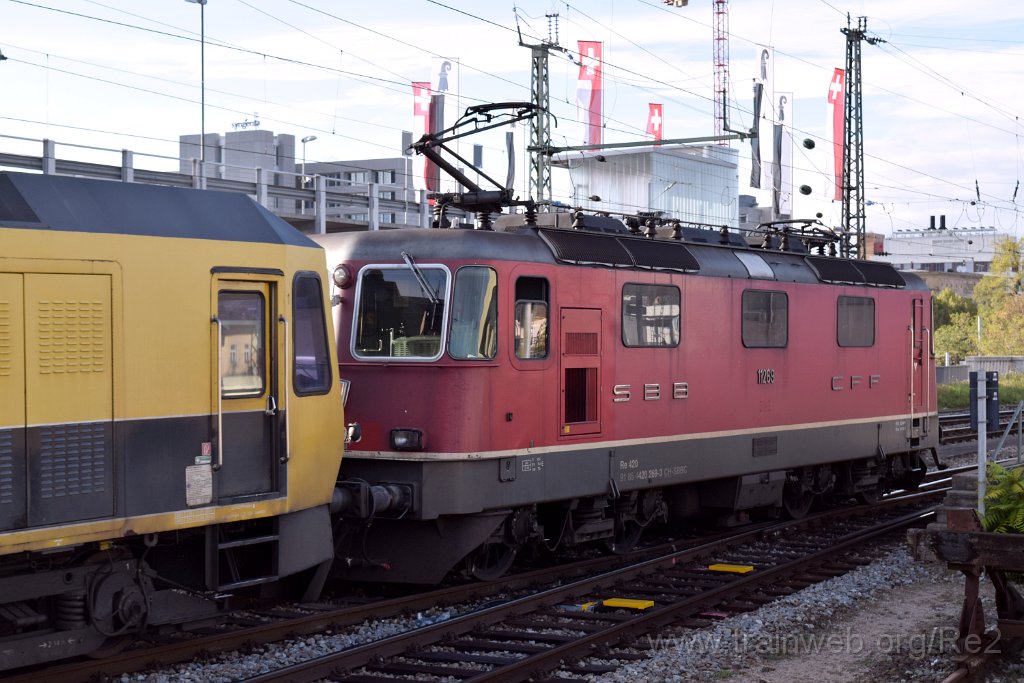 4720-0033-121017.jpg - SBBC Re 4/4'' 11269 (Re 420.269-3)  (Re 91 85 4 420 269-3 CH-SBBC) / Basel Badische Bahnhof 12.10.2017
