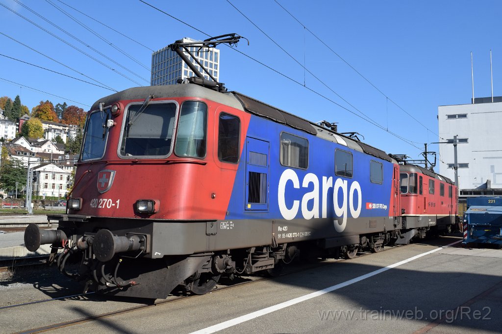 10076-0042-181025.jpg - SBBC Re 420.270-1 (Re 91 85 4 420 270-1 CH-SBBC) + SBBC Re 4/4'' 11331 (Re 420.331-1)  (Re 91 85 4 420 331-1 CH-SBBC) / St.Gallen HB 18.10.2025